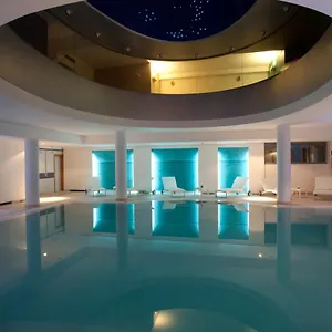 מלון Arthotel & Park