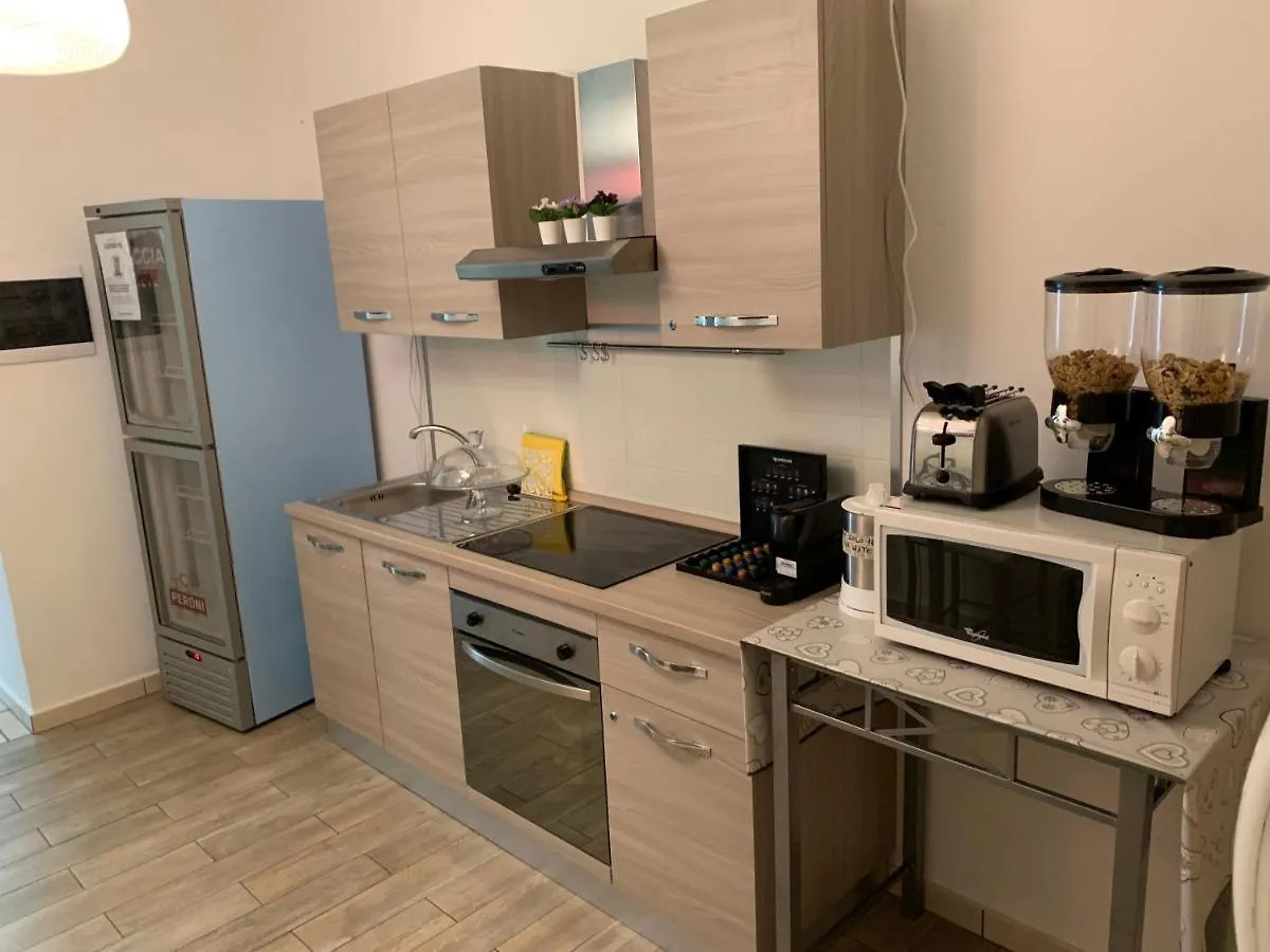B&B A Casa Di Joy Lecce Bed & Breakfast